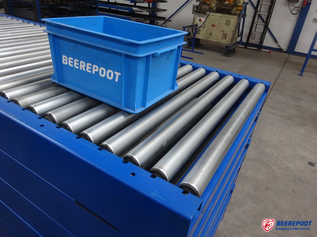 Rollenbaan met hoog frame